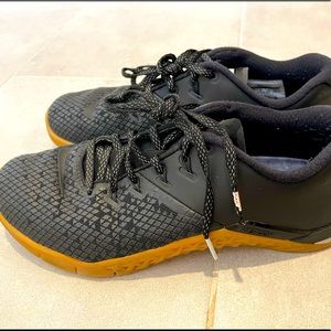 Black Gum Sole Nike Metcon 4